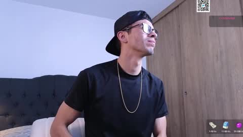 Snapshot of phantom_bigger1 chatting on January 14, 2025, 4:08 pm phantom_bigger1 online show from January 14, 2025, 4:08 pm