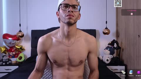 Snapshot of phantom_bigger1 chatting on January 21, 2025, 3:10 pm phantom_bigger1 online show from January 21, 2025, 3:10 pm