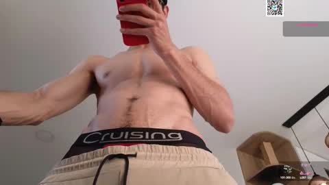 Snapshot of phantom_bigger1 chatting on February 15, 2025, 2:00 pm phantom_bigger1 online show from February 15, 2025, 2:00 pm