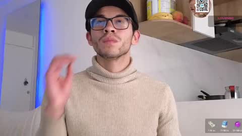 Snapshot of phantom_bigger1 chatting on February 20, 2025, 2:35 pm phantom_bigger1 online show from February 20, 2025, 2:35 pm