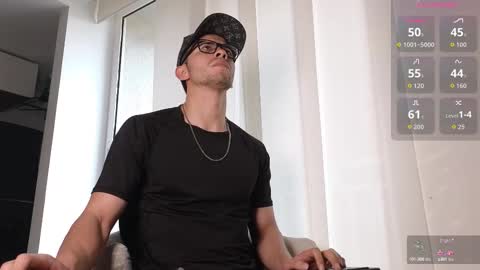 Snapshot of phantom_bigger1 chatting on September 13, 2025, 1:44 pm phantom_bigger1 online show from September 13, 2025, 1:44 pm