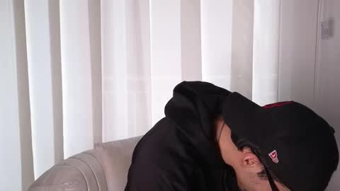 Snapshot of phantom_bigger1 chatting on September 26, 2025, 12:42 pm phantom_bigger1 online show from September 26, 2025, 12:42 pm