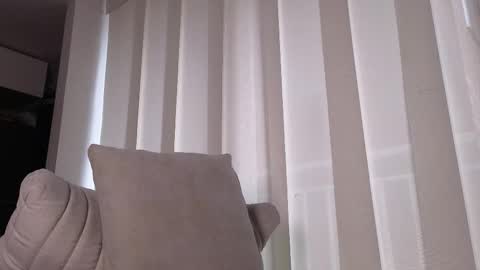 Snapshot of phantom_bigger1 chatting on September 29, 2025, 1:05 pm phantom_bigger1 online show from September 29, 2025, 1:05 pm