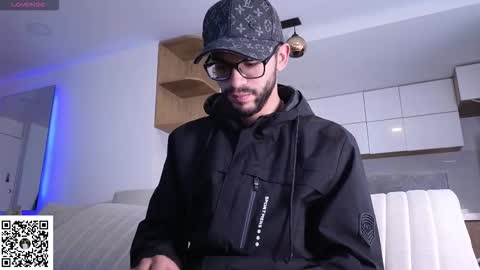 phantom_bigger1 online show from February 28, 2026, 12:50 pm