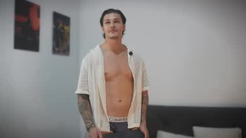 Philip Dalton online show from October 16, 2025, 9:49 pm