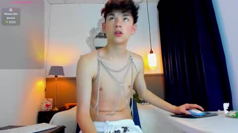 Snapshot of philippsx chatting on March 4, 2026, 5:46 am PHILLIP online show from March 4, 2026, 5:46 am