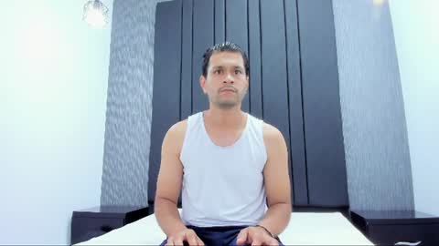 Snapshot of phill_johnson3 chatting on July 23, 2026, 9:35 pm Phill online show from July 23, 2026, 9:35 pm