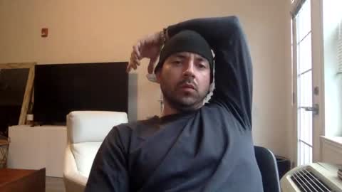 Snapshot of phillip8819 chatting on December 11, 2024, 6:20 pm phillip online show from December 11, 2024, 6:20 pm