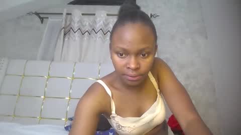 phoebe online show from February 17, 2026, 7:09 pm