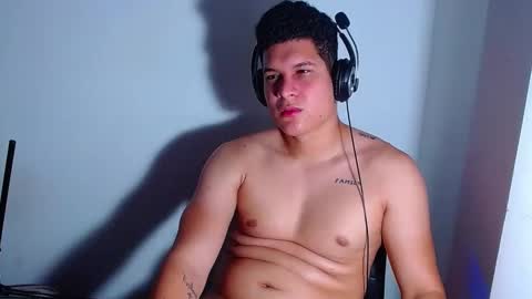 AdnierGnz online show from January 11, 2025, 2:04 pm