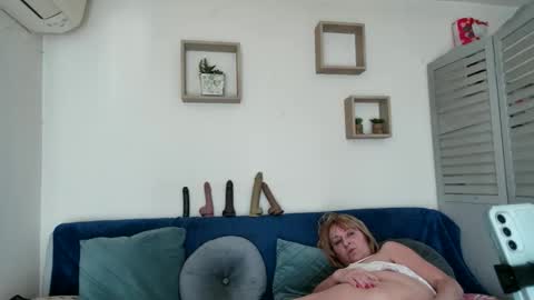 phryna online show from March 19, 2026, 8:18 am