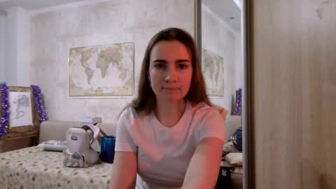 Jenny online show from January 8, 2026, 11:23 am