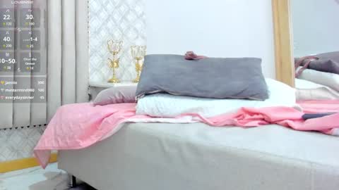    online show from February 25, 2025, 2:33 pm