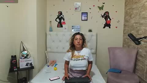 PIA BOQUITA SUAVE online show from March 11, 2026, 3:18 pm