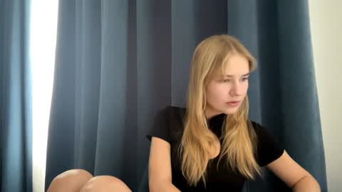 Snapshot of piastonesifer chatting on July 21, 2026, 7:32 am Kristie online show from July 21, 2026, 7:32 am