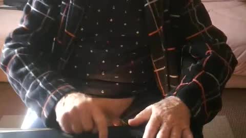Snapshot of piavola chatting on May 26, 2026, 6:09 am piavola online show from May 26, 2026, 6:09 am