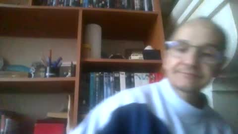 pichoun71 online show from February 2, 2025, 7:41 am