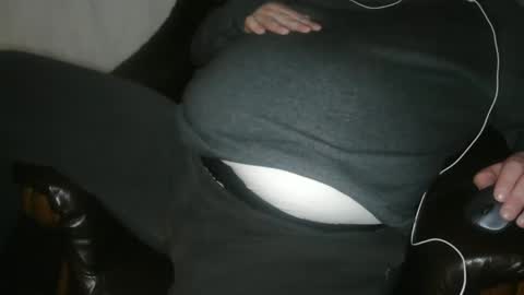 Snapshot of pickup844 chatting on January 18, 2025, 7:04 pm Pickup844 online show from January 18, 2025, 7:04 pm