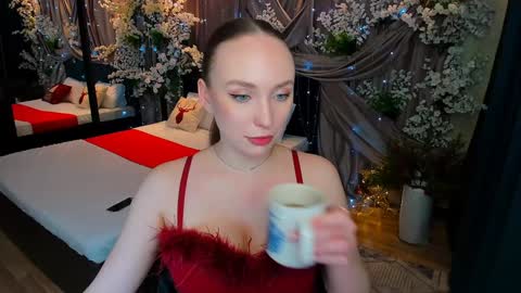 Snapshot of pieceofinspiration chatting on December 29, 2024, 1:38 pm Emelie online show from December 29, 2024, 1:38 pm
