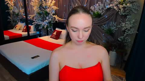 Snapshot of pieceofinspiration chatting on January 15, 2025, 4:21 pm Emelie online show from January 15, 2025, 4:21 pm