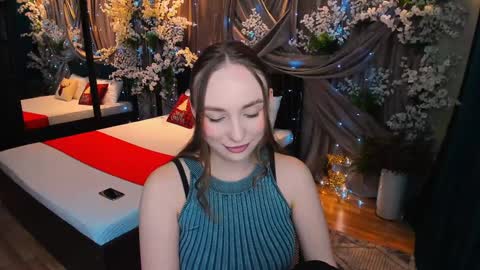Snapshot of pieceofinspiration chatting on January 25, 2025, 7:49 pm Emelie online show from January 25, 2025, 7:49 pm