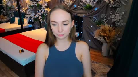 Snapshot of pieceofinspiration chatting on February 5, 2025, 4:36 pm Emelie online show from February 5, 2025, 4:36 pm