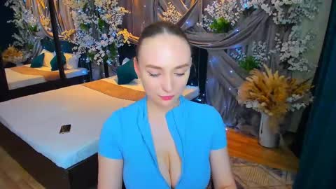 Snapshot of pieceofinspiration chatting on February 28, 2025, 8:28 pm Emelie online show from February 28, 2025, 8:28 pm