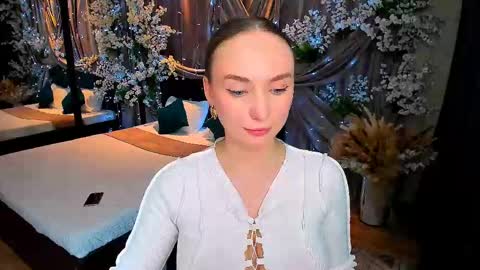 Snapshot of pieceofinspiration chatting on March 5, 2025, 12:16 am Emelie online show from March 5, 2025, 12:16 am
