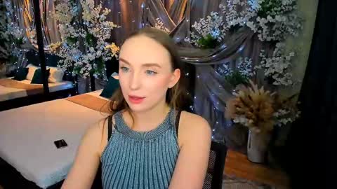 Snapshot of pieceofinspiration chatting on March 7, 2025, 10:32 pm Emelie online show from March 7, 2025, 10:32 pm