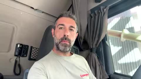 Snapshot of pierotu chatting on November 4, 2025, 12:37 pm pierotu online show from November 4, 2025, 12:37 pm