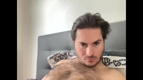 Snapshot of pierrot462900 chatting on December 13, 2024, 12:28 pm pierrot462900 online show from December 13, 2024, 12:28 pm