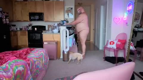 Snapshot of piggyrose chatting on July 18, 2026, 9:18 pm Piggy Rose online show from July 18, 2026, 9:18 pm