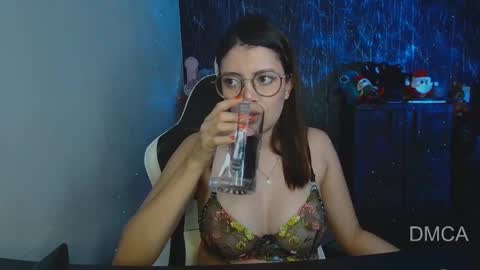 Andrea G online show from December 7, 2024, 1:25 am