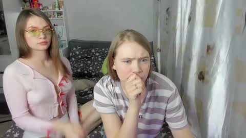 Adele and Elli online show from March 25, 2026, 12:49 am