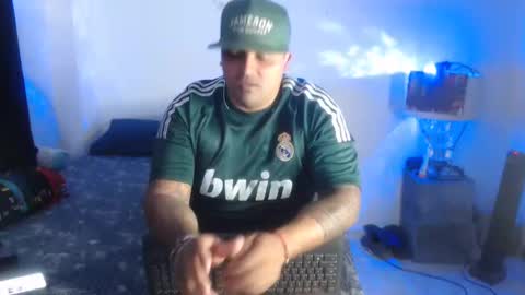 pikoro_gomez online show from February 10, 2025, 5:47 am