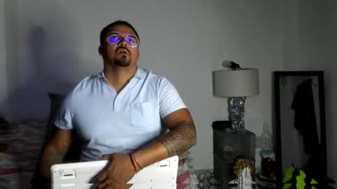 pikoro_gomez online show from October 11, 2025, 8:51 pm