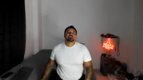 Snapshot of pikoro_gomez chatting on July 17, 2026, 1:01 am pikoro_gomez online show from July 17, 2026, 1:01 am