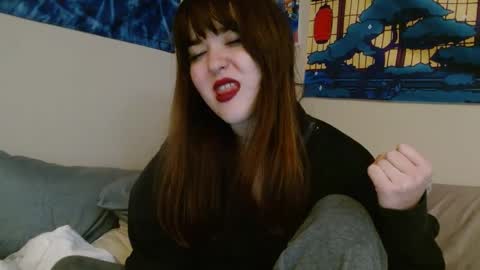Snapshot of pillogoddess chatting on December 4, 2024, 2:48 pm PilloGoddess online show from December 4, 2024, 2:48 pm