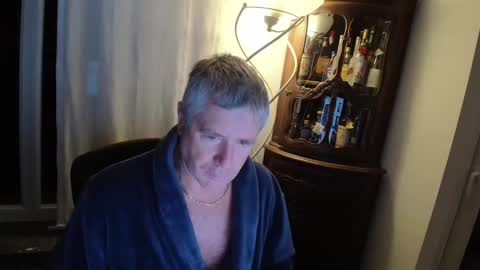 piloontje online show from November 28, 2025, 5:54 am