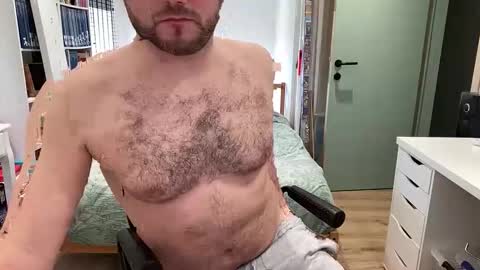 pilou online show from February 23, 2026, 12:13 pm