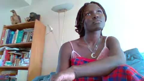 pinah1997 online show from July 14, 2026, 5:01 am