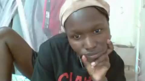 pinah1997 online show from July 17, 2026, 7:37 am