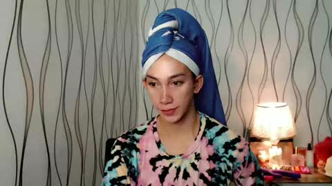 lucyLove online show from November 18, 2025, 3:56 am