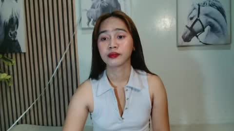 pinay_yahsy online show from June 27, 2026, 8:30 am