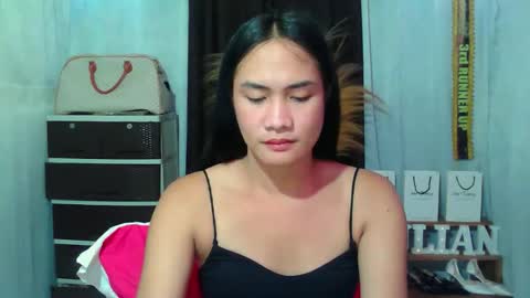 jilian  online show from November 8, 2025, 12:38 pm