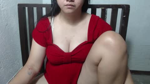 Snapshot of pinayhotcumbb chatting on February 9, 2026, 6:06 am mhae-mhae online show from February 9, 2026, 6:06 am