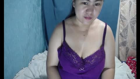 PinayHottie4u online show from December 3, 2024, 3:00 pm