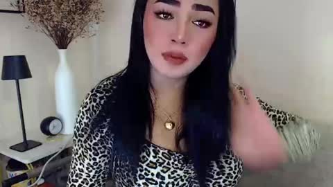 Just cath  online show from February 4, 2025, 8:35 am