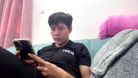 Snapshot of pinayviceversats chatting on October 23, 2025, 9:08 am trisha online show from October 23, 2025, 9:08 am