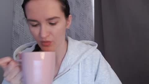       online show from February 21, 2025, 5:24 am